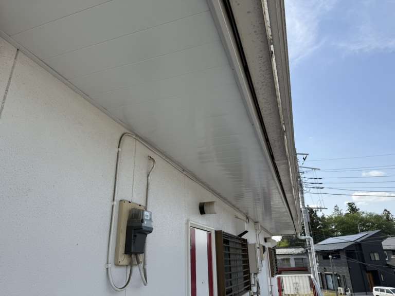 安中市 Fアパート様 通路軒改修工事 雨漏り修理 豪雨被害 オーバーフロー|施工後